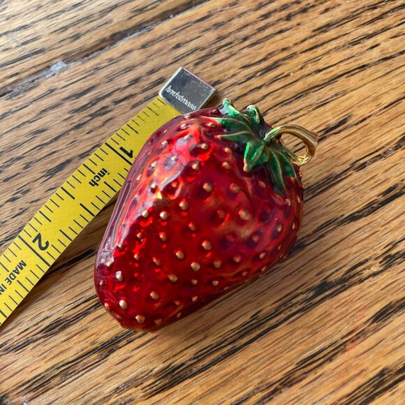 Vintage Enamel Strawberry Brooch Pin, Red and Green Fruit Jewelry - Picture 5 of 5